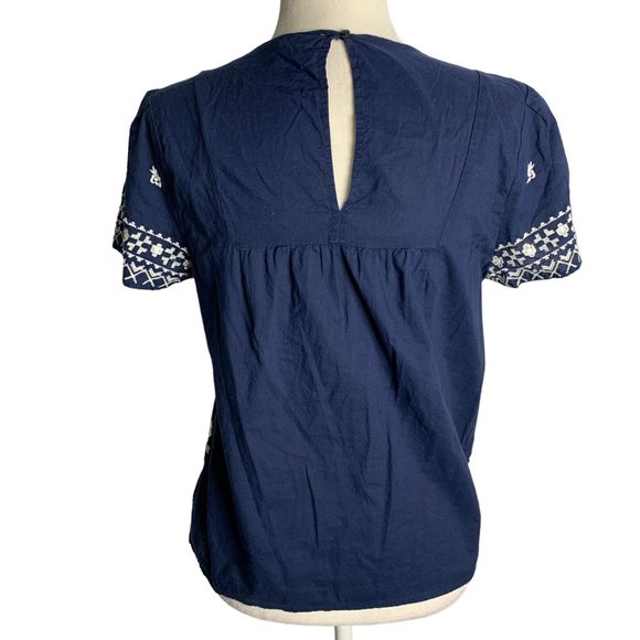 Lucky Brand Embroidered Peasant Top S Blue Short Sleeve Smocking Key Hole Back - Picture 4 of 6
